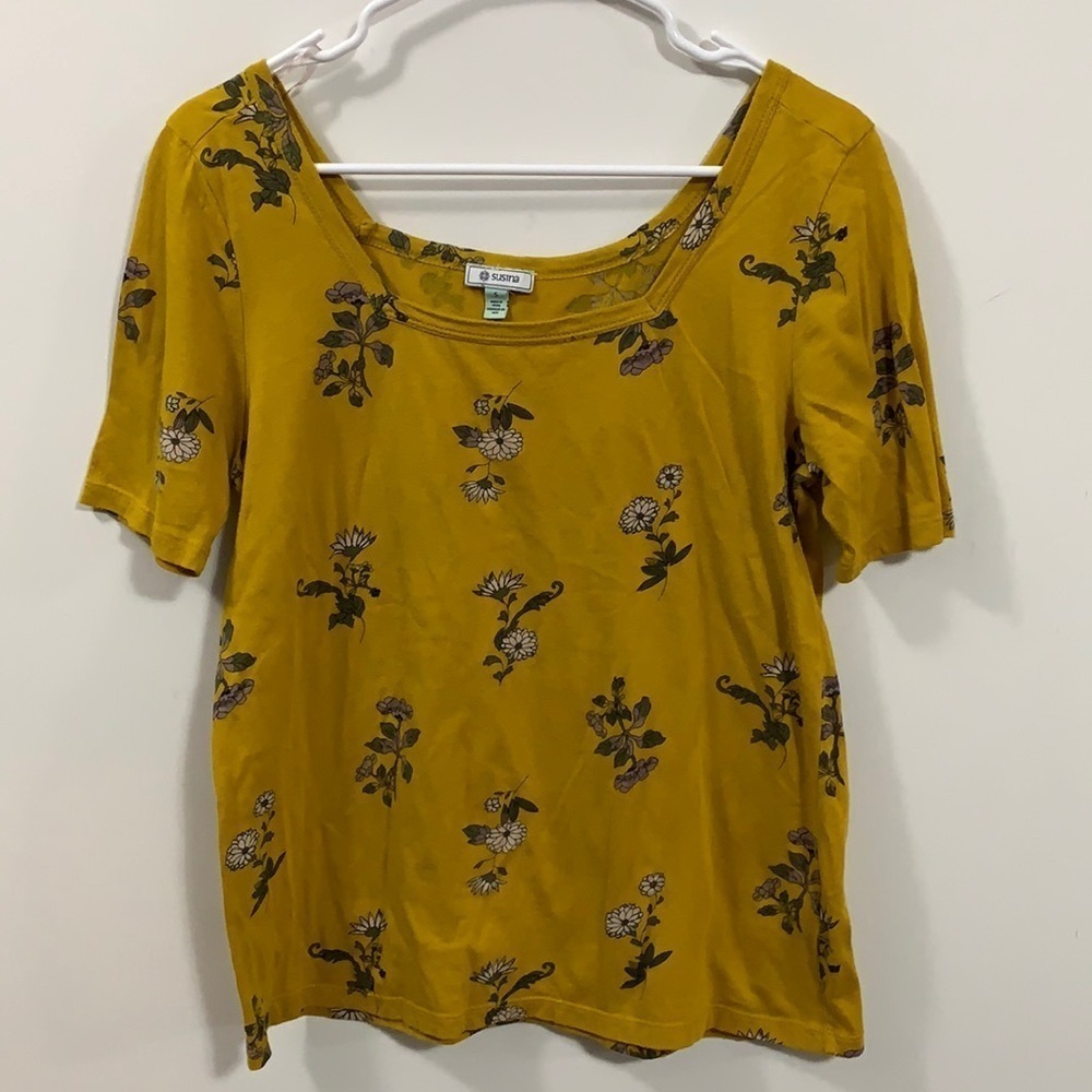 3 for $24 Susan’s mustard color Tee square neck